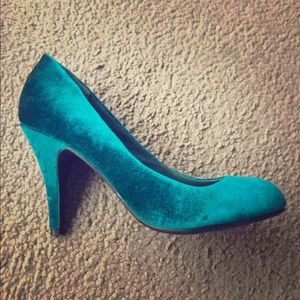 Teal velvet heels